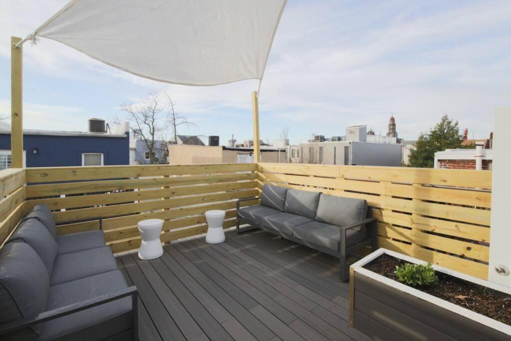 Large 2 Bdr With Deck Hosted By Stayrafa Philadelphia Exterior photo